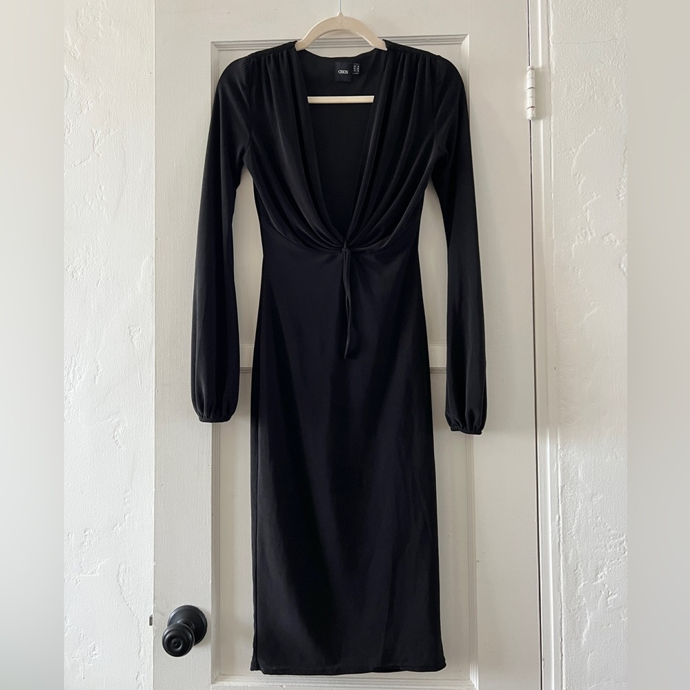 Vintage black ASOS midi bodycon long bell sleeve black dress stretchy v neck 02
